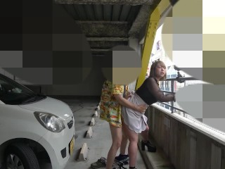 むちむち可愛い女子大生② 立体駐車場で露出生SEX