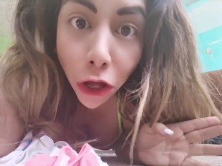 Giganta latina y su pequeño amante de medias (Tráiler)