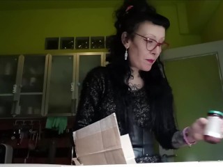 Miss Vagon e la spesa da Ivegan regalata dal suo moneyslave