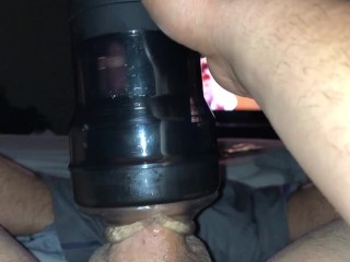 Hott Armenian Guy blows load after using auto pussy