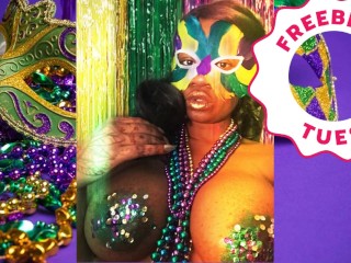 Jessica Grabbit Mardi Gras fun