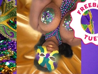 Jessica Grabbit Mardi Gras fun