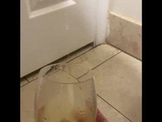 All for you babe drink up mwah (4K glass peeing I peed all over the floor)  