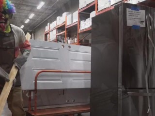 QUEEN FUCKS CLOWN IN HOME DEPOT FULL VERSION