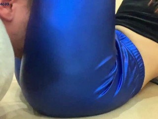 Amateur Real Femdom LifeStyle Pussy Worship In Blue Leggings