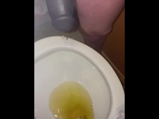 She used a Female to Male (FTM) Stand to Pee (STP) device for the first time & made a little mess