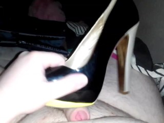 I fuck and cum in stepsisters highheels