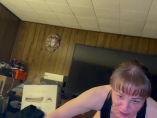 Granny loves making him explode in her mouth. Oral creampie and cum mouth 