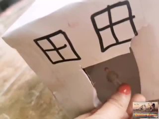 Giganta latina te encierra en una caja (Trailer)