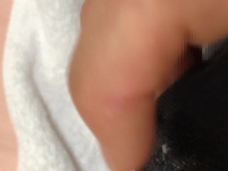 【フルHD ⚠あえぎ声あり】ボクサーブリーフ越しのフルボッキから全力手コキ射精！！たまらず出るなさけないあえぎ声・・・黒パンツにべったりついたドロドロなチンポ汁・・・