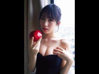 横野すみれ（yokono sumire) Japanese pop star bikini shots