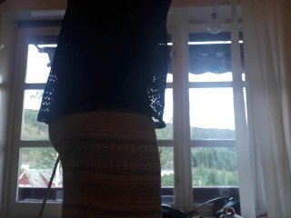 Training biceps with heels and butplugg