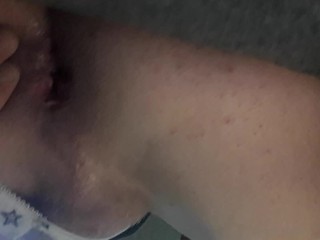 Training biceps with heels and butplugg