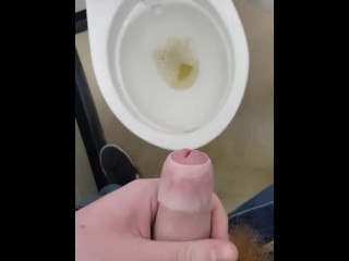 Uncut cock pissing for YOU!! 😘😘 [UHD60FPS]