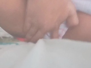 thai teen playing pussy alone แอบเล่นหีตอนไม่มีใครอยู่บ้าน