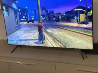 Calda bionda amatoriale si diverte a giocare a GTA 5 mentre si fa sfondare la FIGA dal suo fidanzato