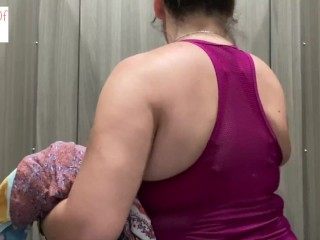 (armpit fetish) Showering sweaty armpits in women's gym locker room - GlimpseOfMe