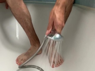 Nackt, meine Füße Waschen