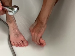 Nackt, meine Füße Waschen