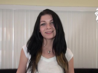 Hot Blowjob Expert Harly Ace Wants To Show Off Her Skills!