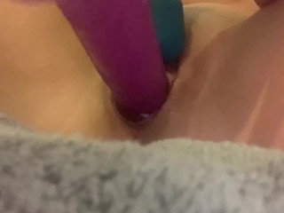 Making myself cum whilst I’m home alone 