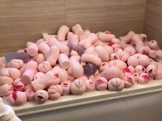 【個人撮影】総額100万円以上⁉︎ オナホール４００個で、オナホ風呂を作ってみた!  Japanese Amateur Squirt  masturbation sex  anal オナニストたけ