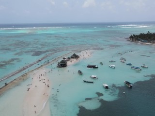 Follando duro en las playas de san andres colombia