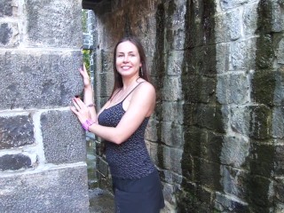 Hot slut wants to play in the old castle ruins