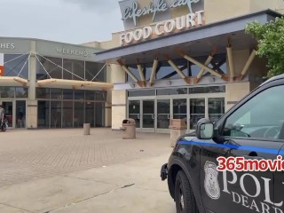 Great Steak Chef Serves Detroit Milf The Meats on Lunch Break Outside Mall on Camera near Police 