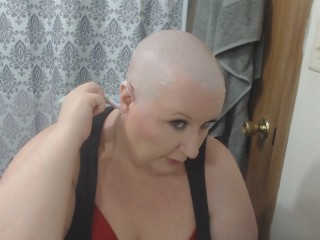 Sweet sub Cherry Savage shaving her head with a razor