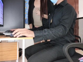 Pinay Employee Get Fucked By Her Manager in the office - Manager, di napigilan ang libog