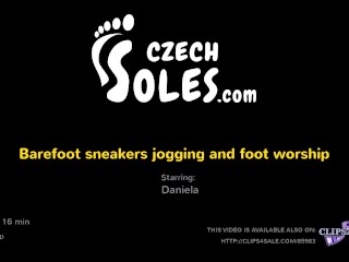 Barefoot sneakers jogging and foot worship (public foot worship, bare feet, sweaty feet, foot smell)