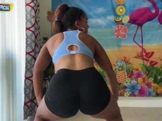 Naughty girl twerking home alone | Gata official Twerk | Dominican