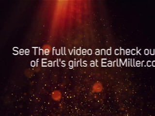 Busty Babe Tiffany Thompson Dildo Fucks Her Tight Snatch!