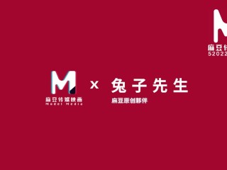 【国产】麻豆传媒作品/TZTV-足球宝贝ep3-节目篇000/免费观看