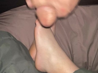 Wife wants Daddy's cum on her sexy feet