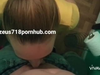 She suck dick on beauty salon restroom 