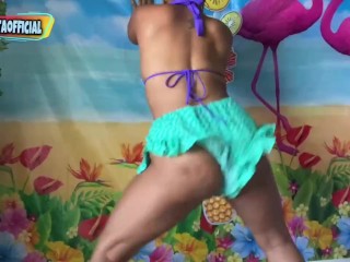 La mamá de la mamá Gata Official Fast Twerking Booty shorts Xtreme Ass Shaking 