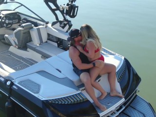 MILF getting her pussy licked on a boat in the middle of the lake