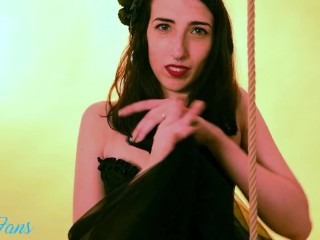 TRAILER - Mad Queen Burlesque