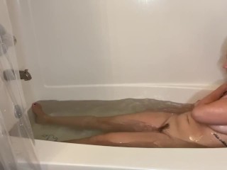 Audrey Farting In Bathtub! (Full 10 Minute Video At The Fart World!)