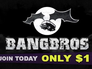 BANGBROS - Colombian PAWG Franceska Jaimes Getting Her Big Ass Slammed In Public!