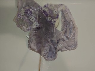 Peeing to purple panties!