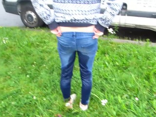 I could not wait more,i peed my jeans on public street (REAL PUBLIC WETTING)