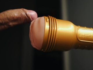 Fucking my fleshlight