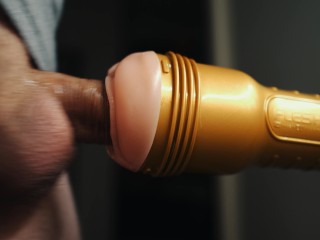 Fucking my fleshlight