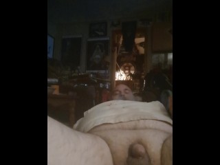 Lildicklancepeeing on himself 