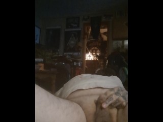 Lildicklancepeeing on himself 