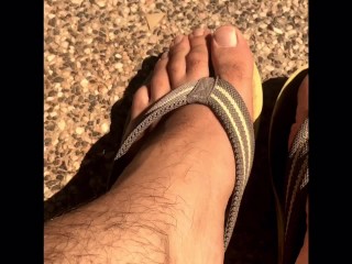 Thongs / Flip-flops & barefoot skateboarding want to come join me? - Manlyfoot