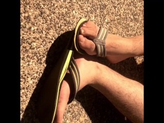 Thongs / Flip-flops & barefoot skateboarding want to come join me? - Manlyfoot